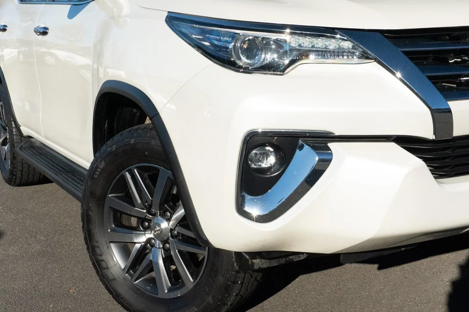 2019 Toyota Fortuner Gallery Image 12