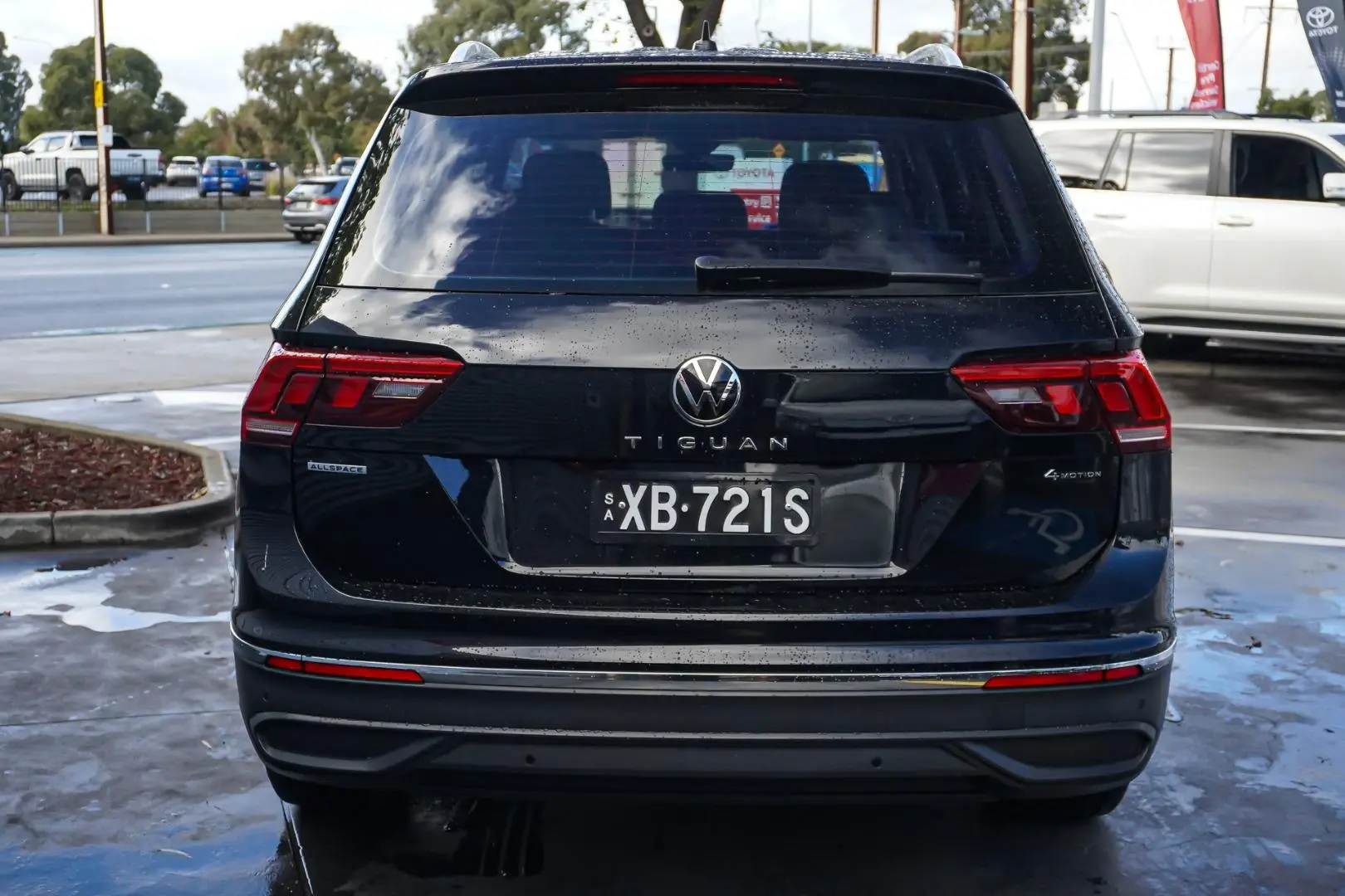2022 Volkswagen Tiguan Gallery Image 6