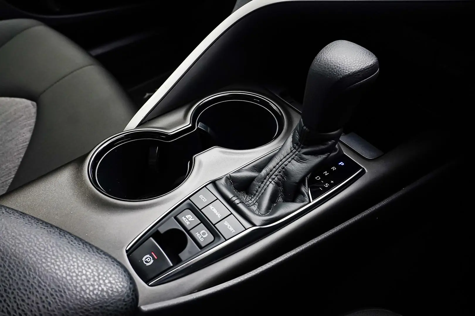 2023 Toyota Camry Gallery Image 19