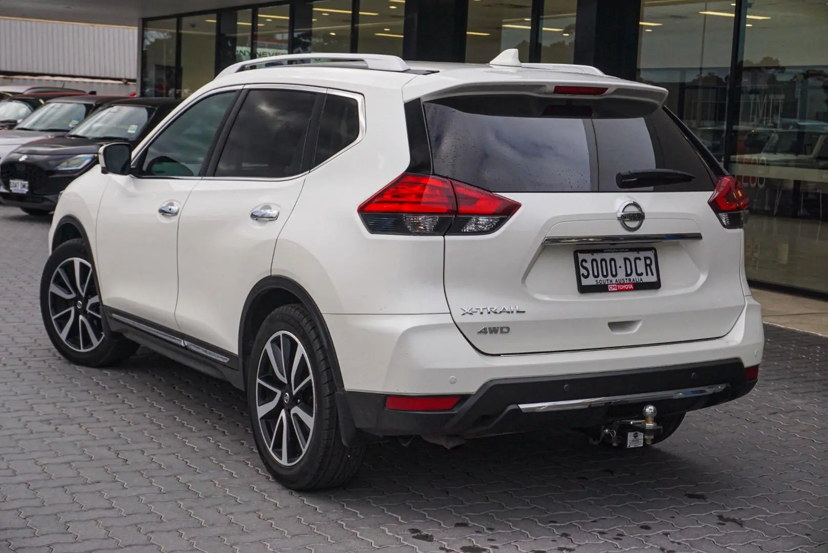 2021 Nissan X-TRAIL Gallery Image 3