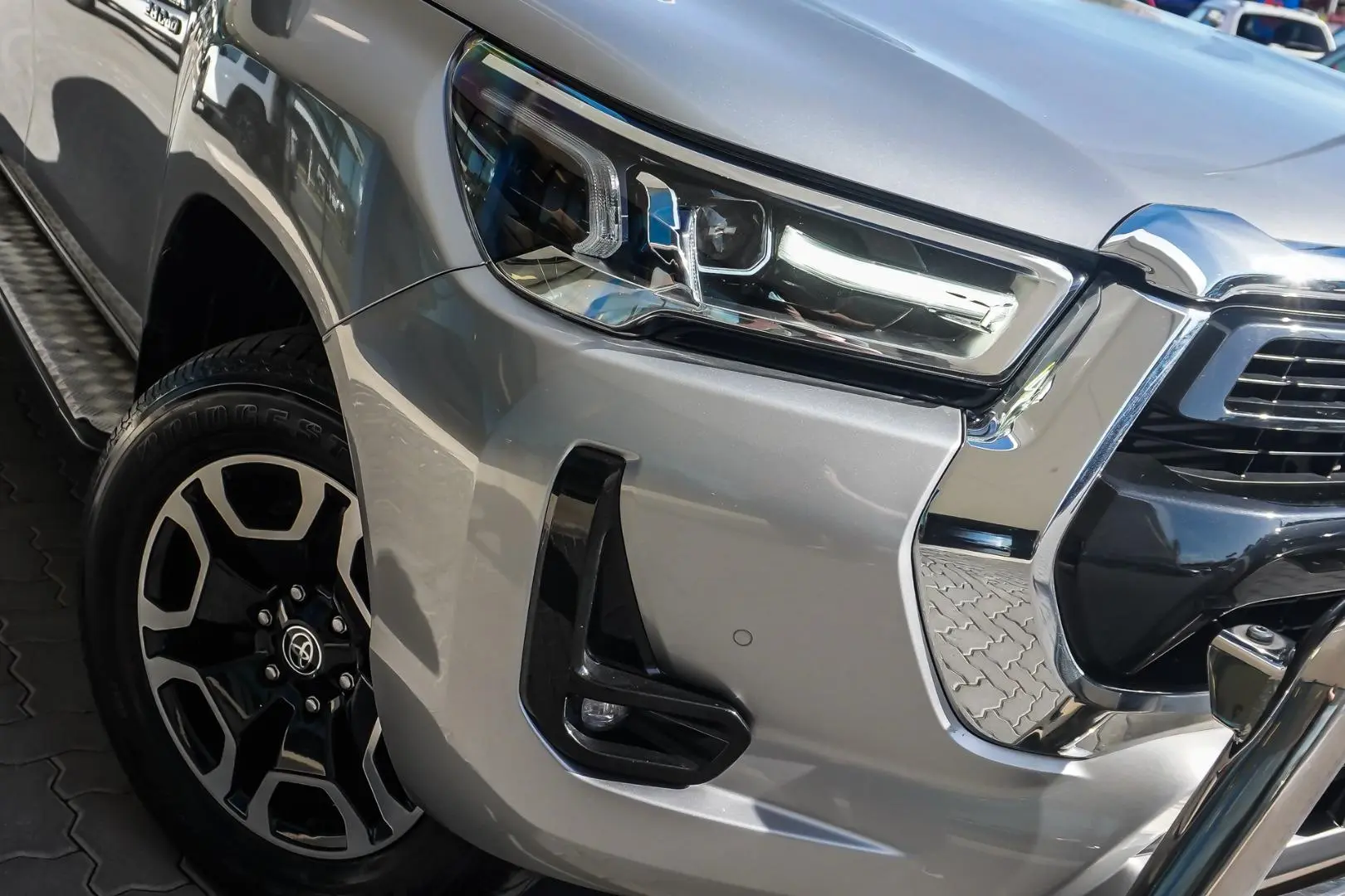 2021 Toyota Hilux Gallery Image 11
