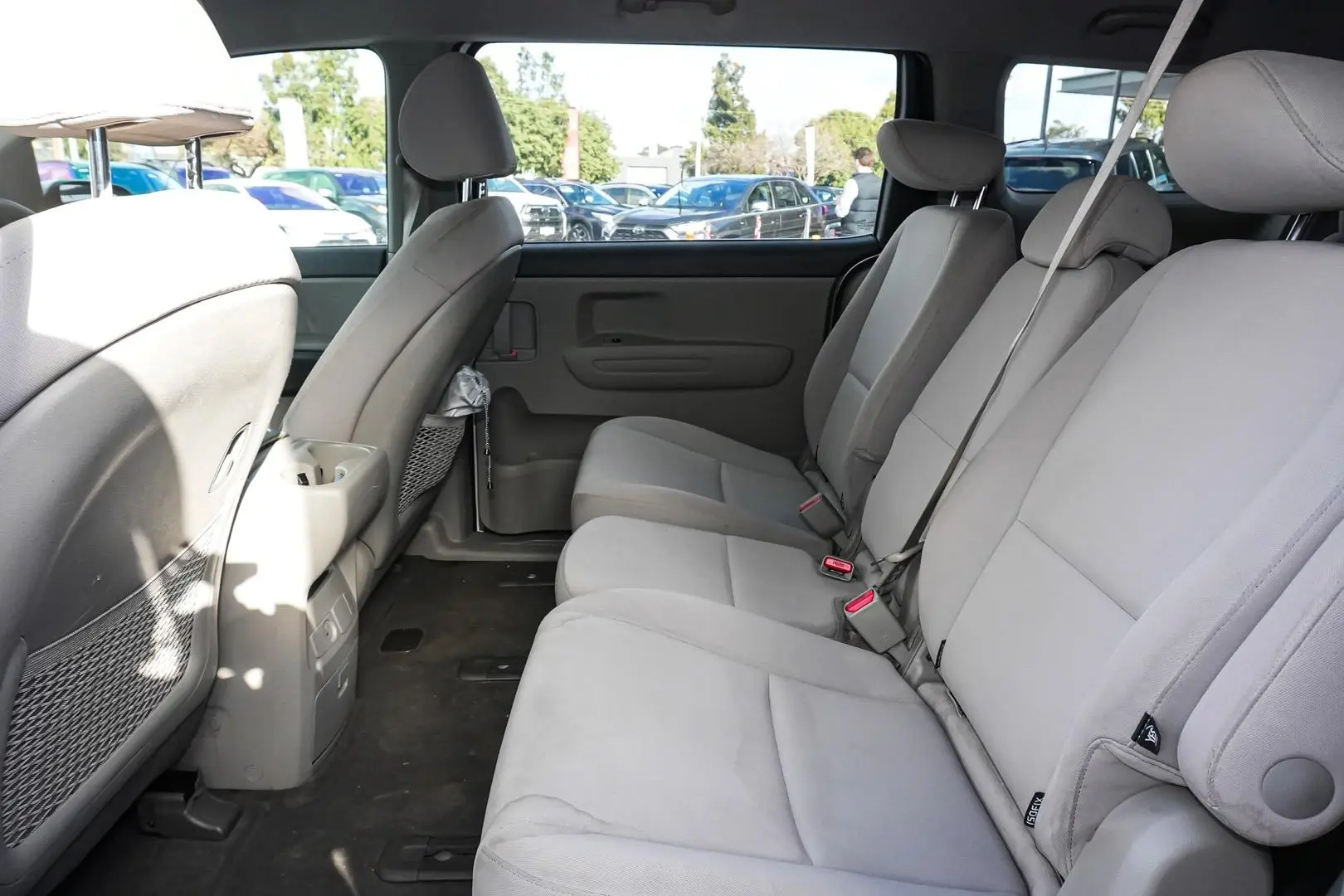 2018 Kia Carnival Gallery Image 13