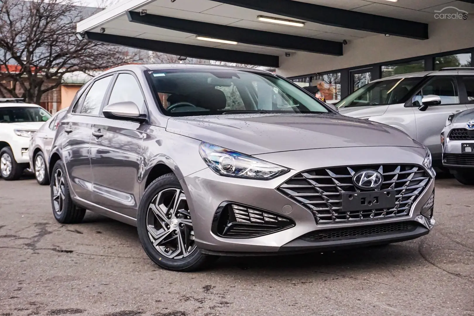 2022 Hyundai i30 Image 1