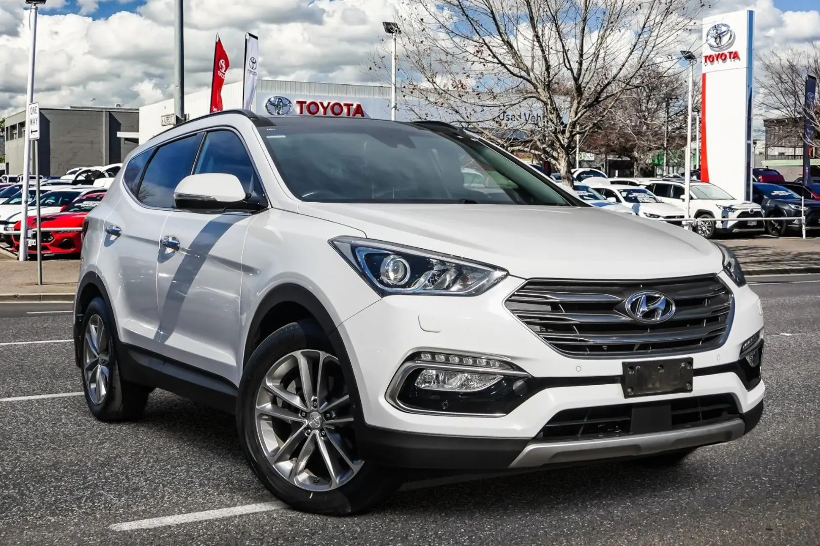 2015 Hyundai Santa Fe Image
