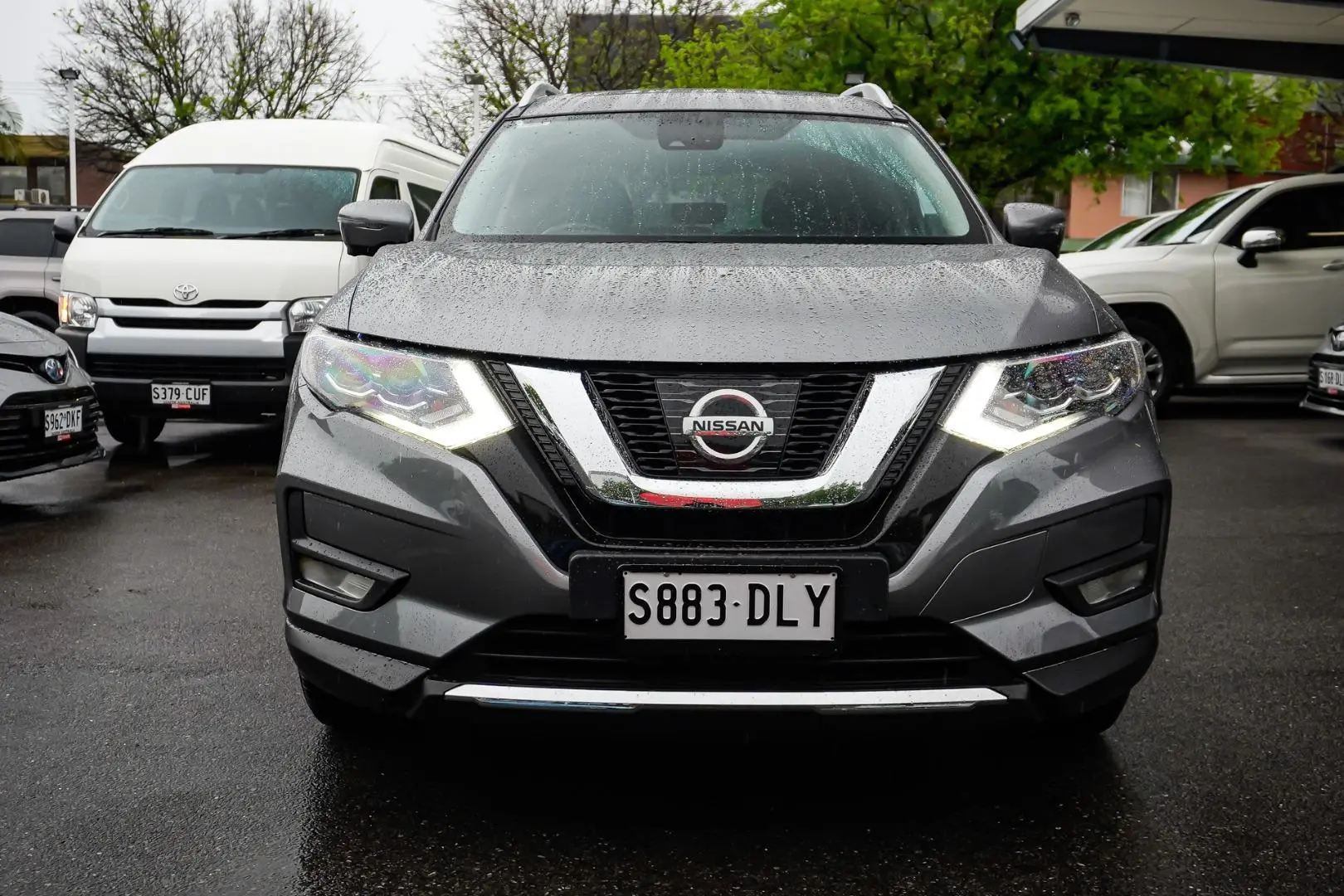 2020 Nissan X-TRAIL Gallery Image 3