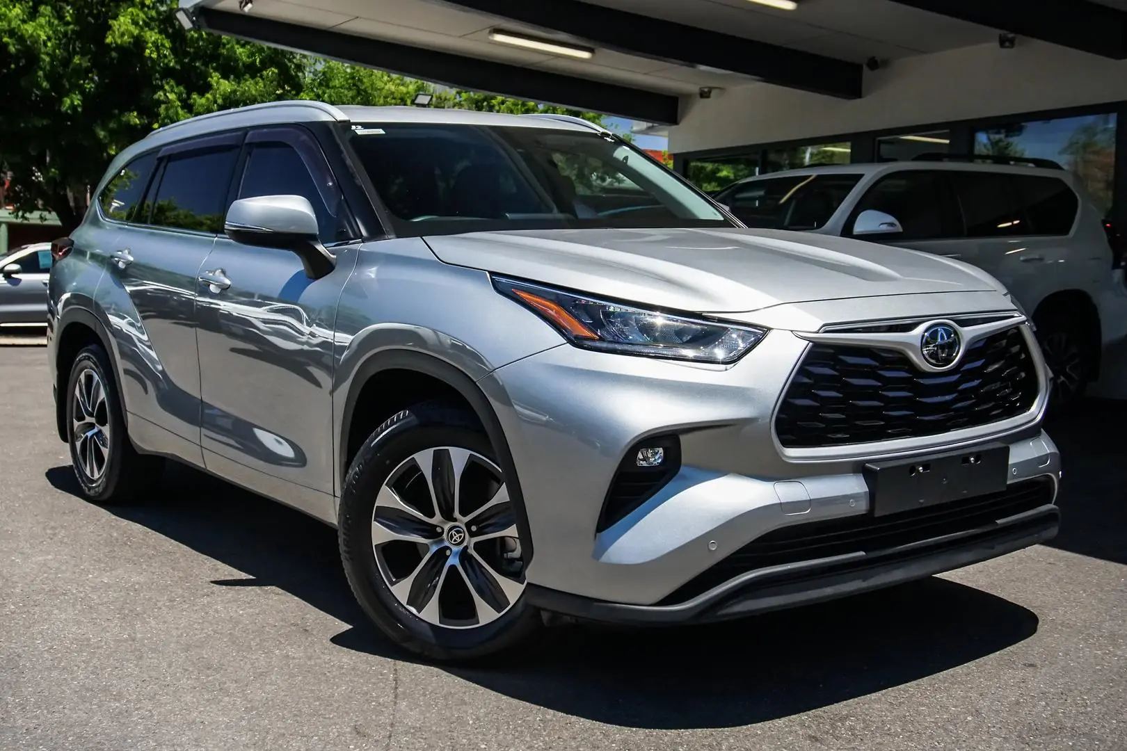 2021 Toyota Kluger Gallery Image 1