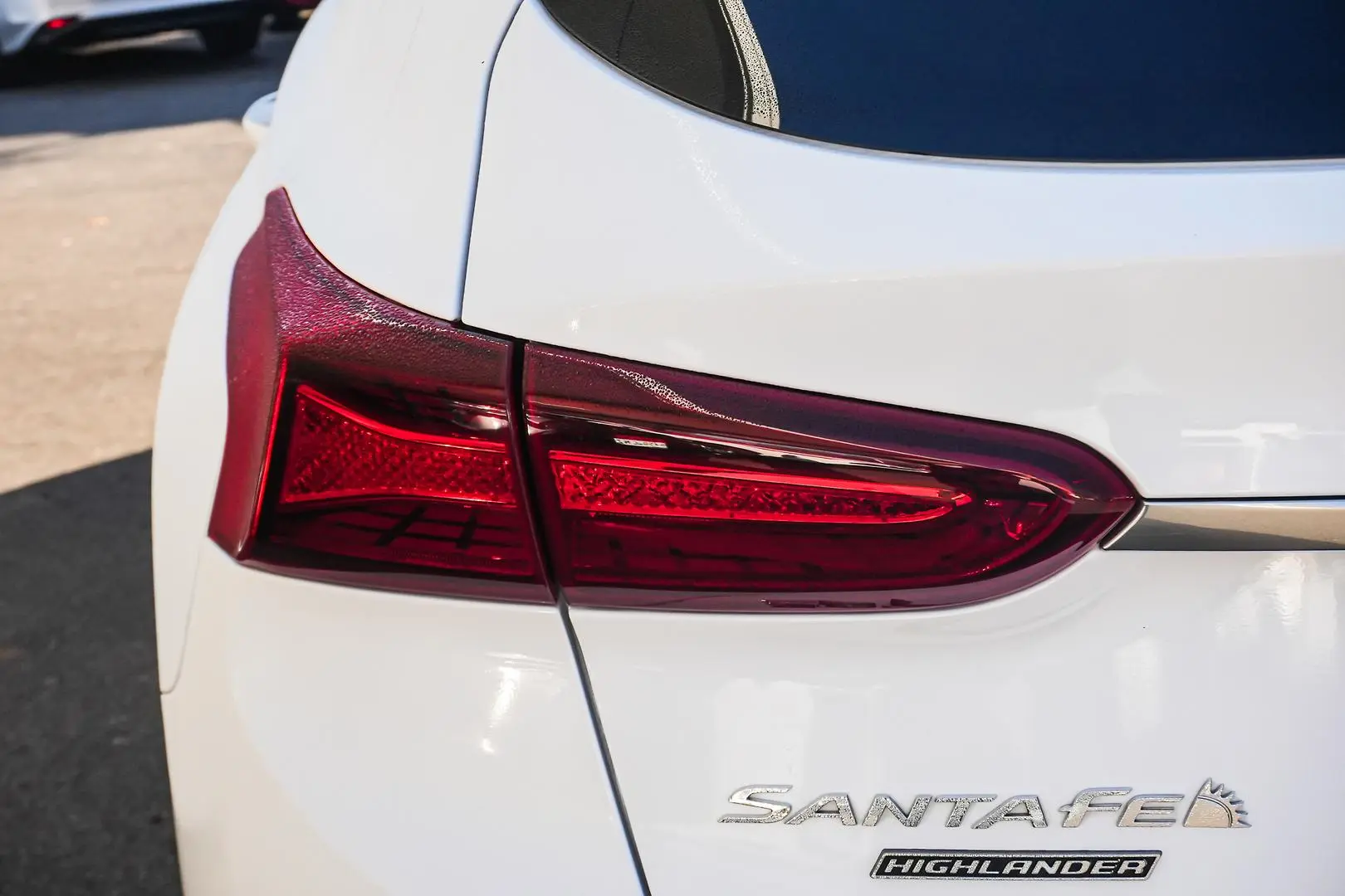2019 Hyundai Santa Fe Gallery Image 14