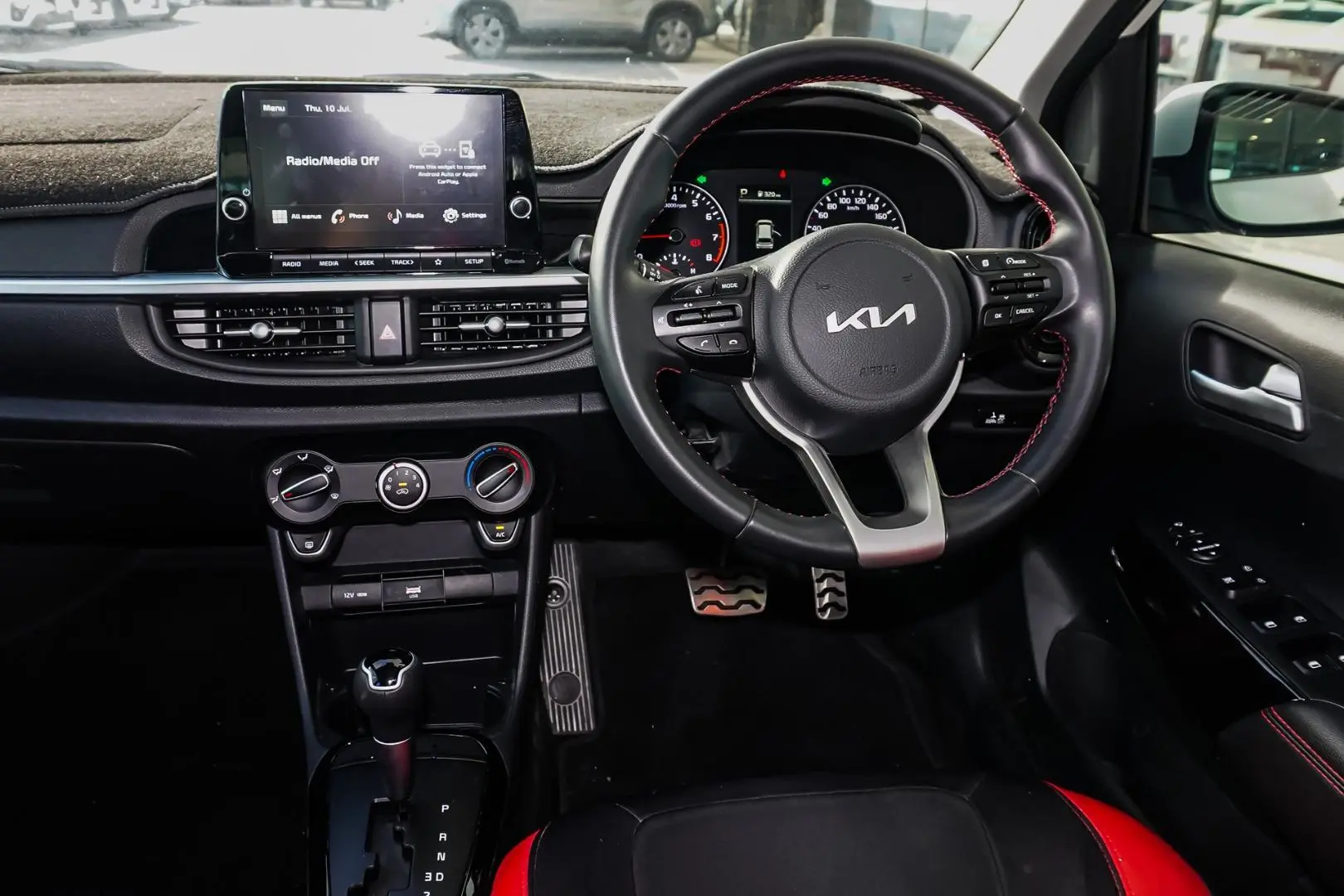 2022 Kia Picanto Gallery Image 9