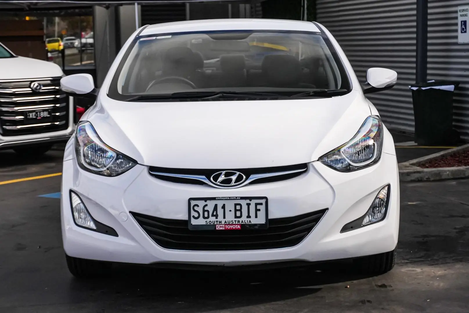 2014 Hyundai Elantra Gallery Image 5