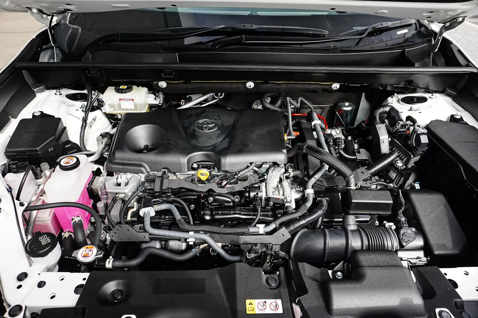 2021 Toyota RAV4 Gallery Image 23