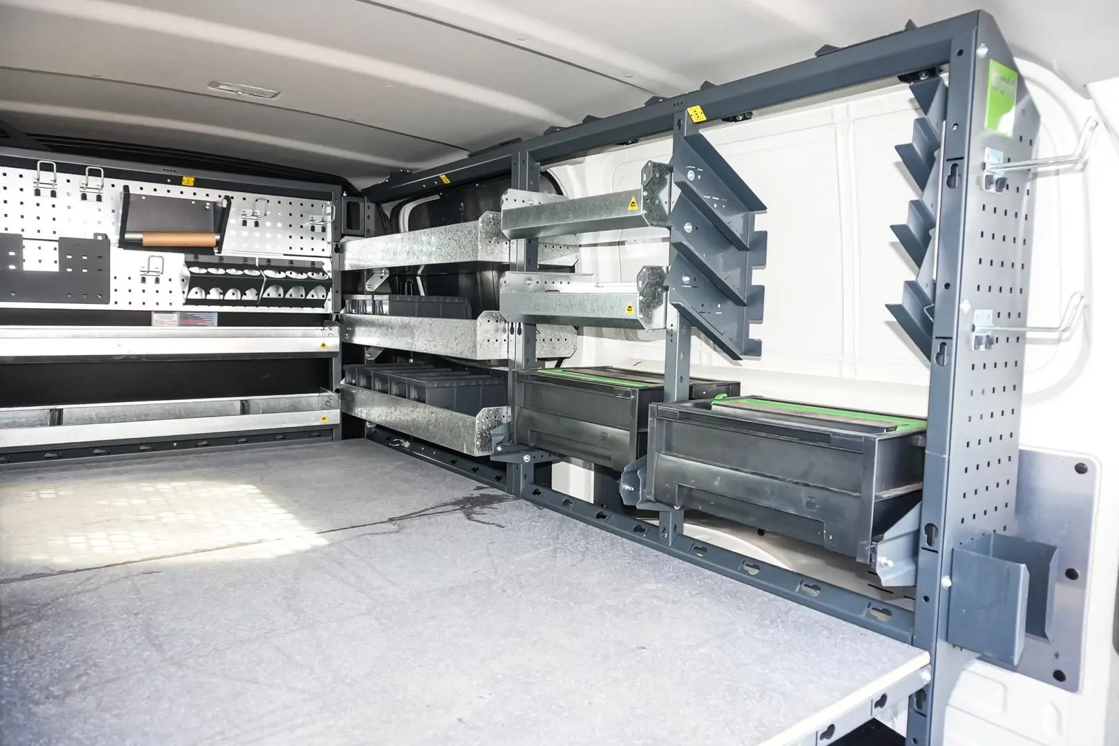 2021 Toyota Hiace Gallery Image 11