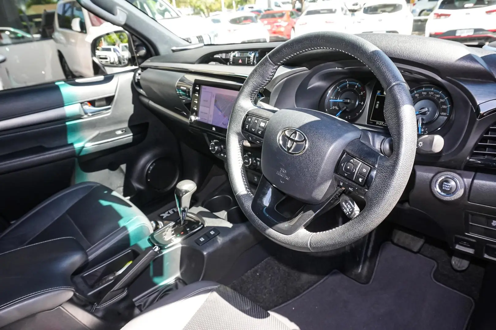 2021 Toyota Hilux Gallery Image 7