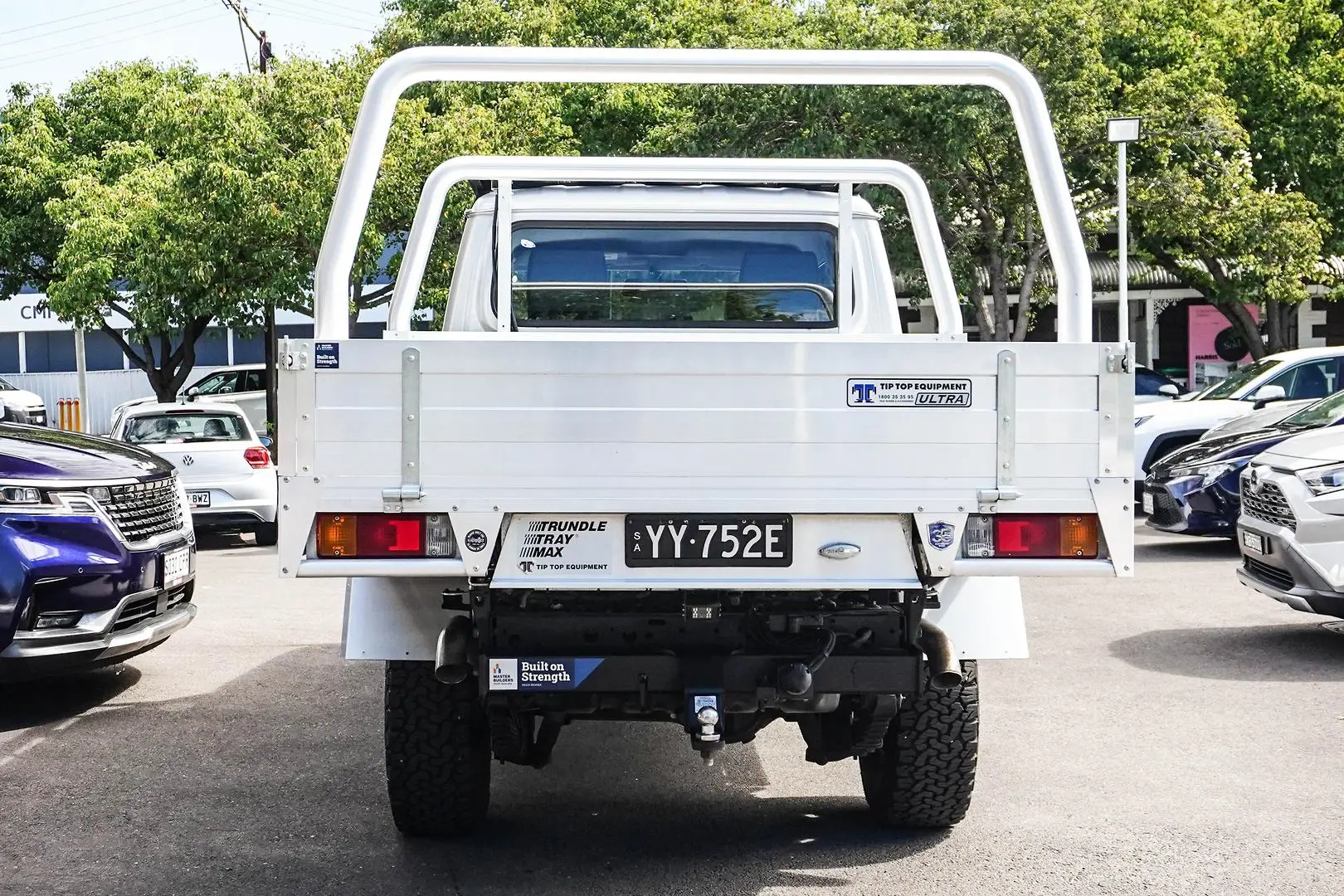 2017 Toyota Landcruiser Gallery Image 5