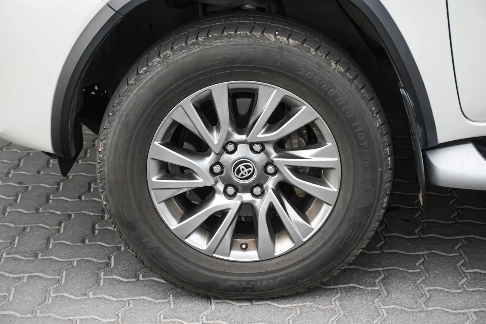 2021 Toyota Fortuner Gallery Image 13