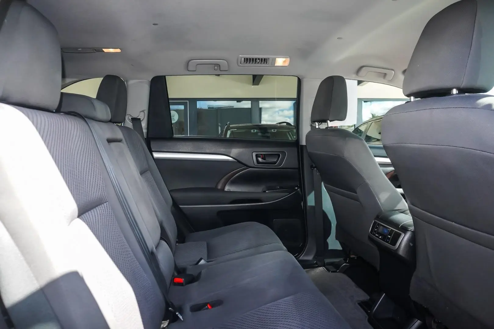 2018 Toyota Kluger Gallery Image 7