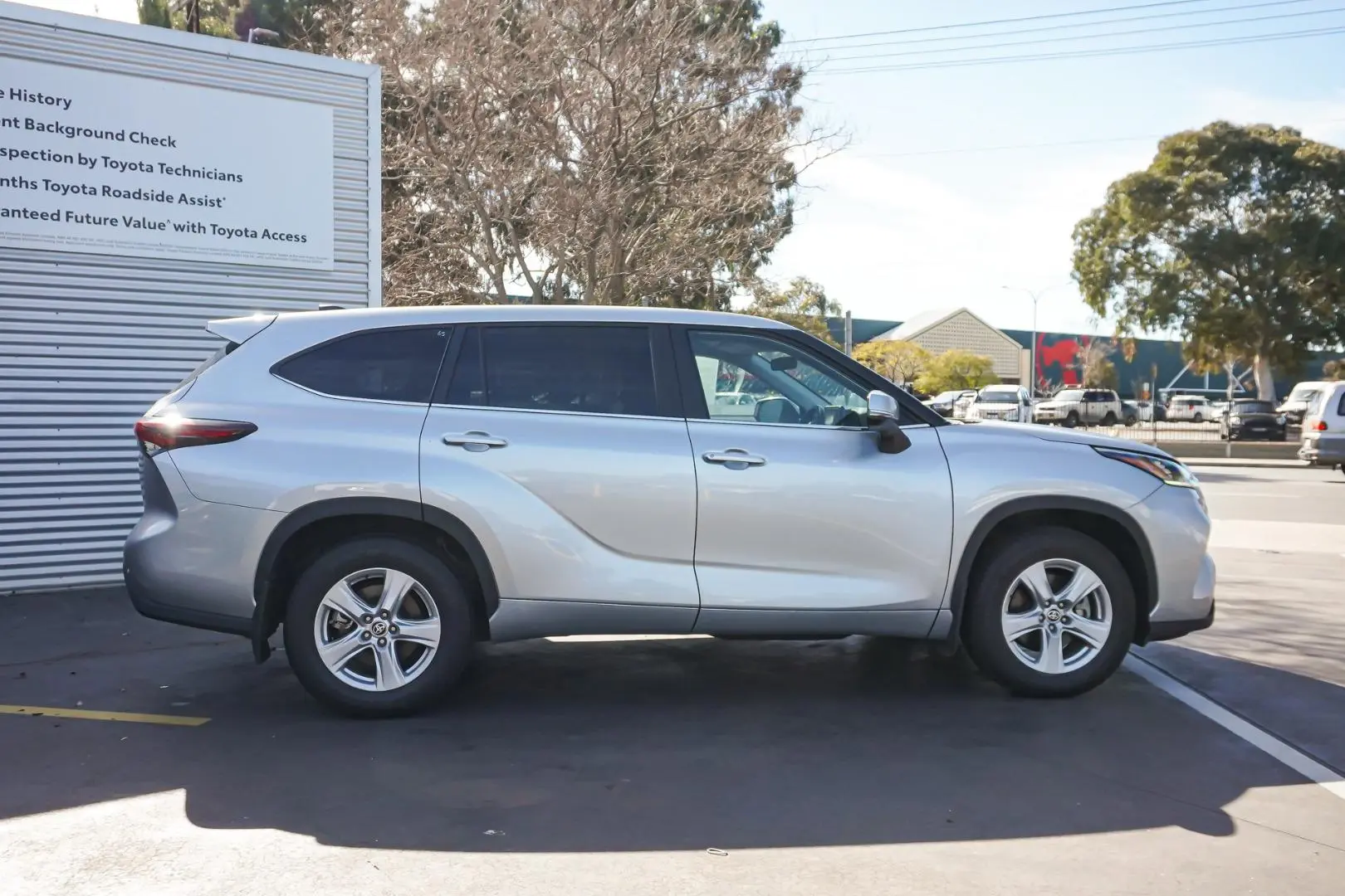 2024 Toyota Kluger Gallery Image 4