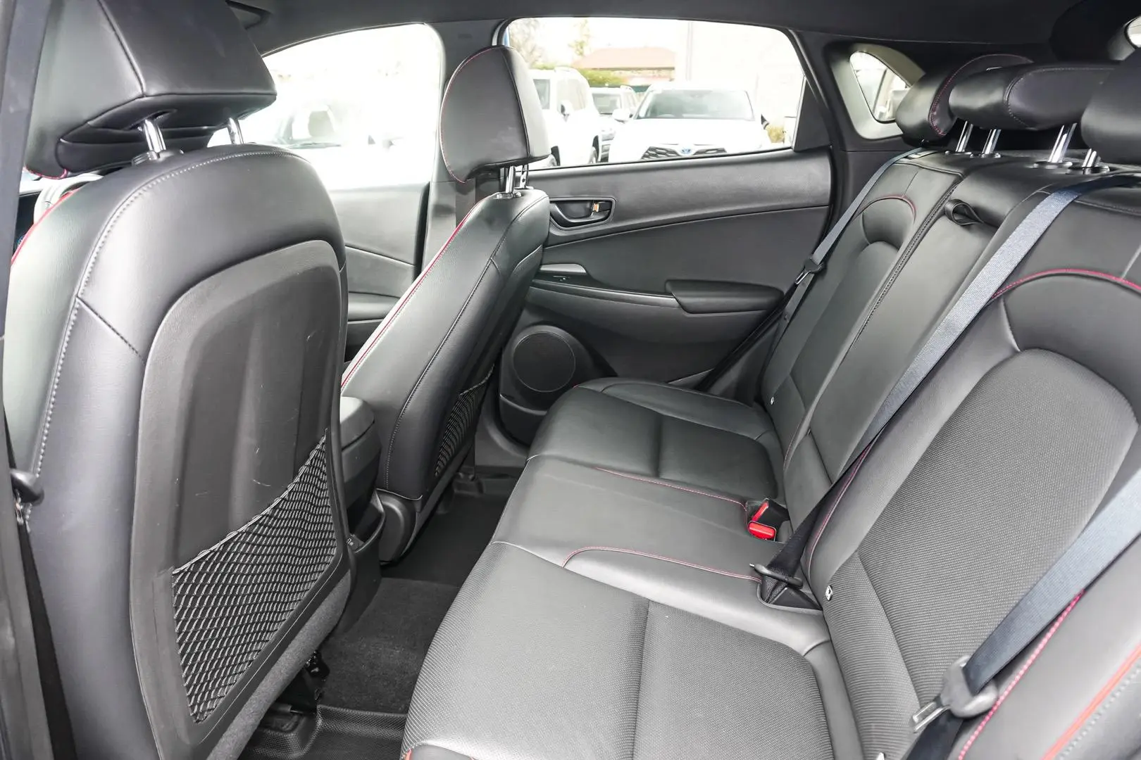 2021 Hyundai Kona Gallery Image 8