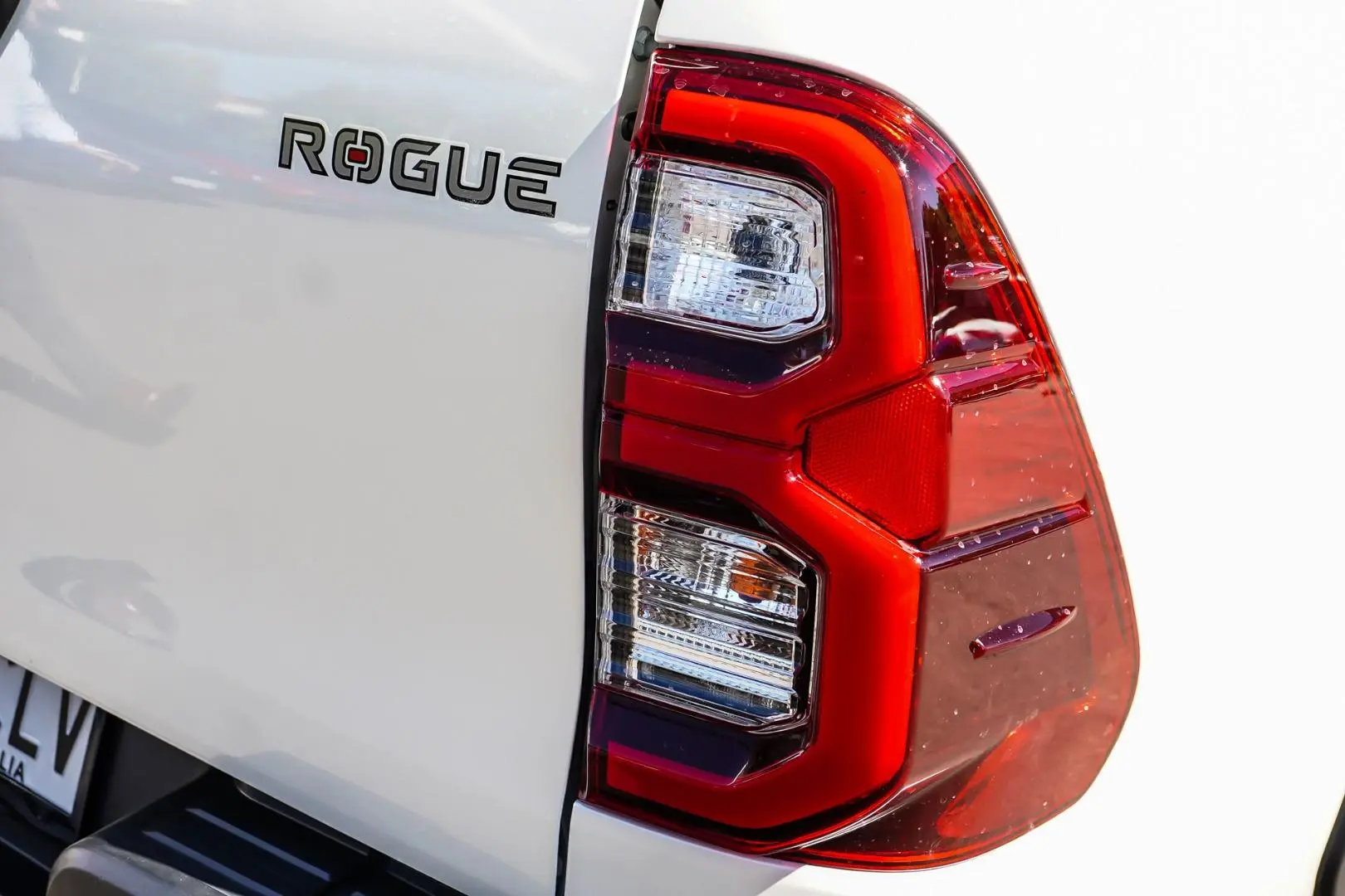 2021 Toyota Hilux Gallery Image 13