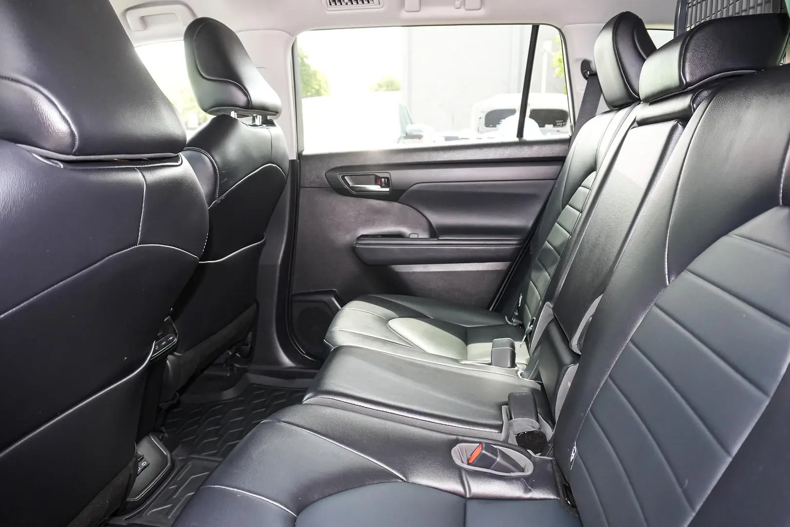 2022 Toyota Kluger Gallery Image 8