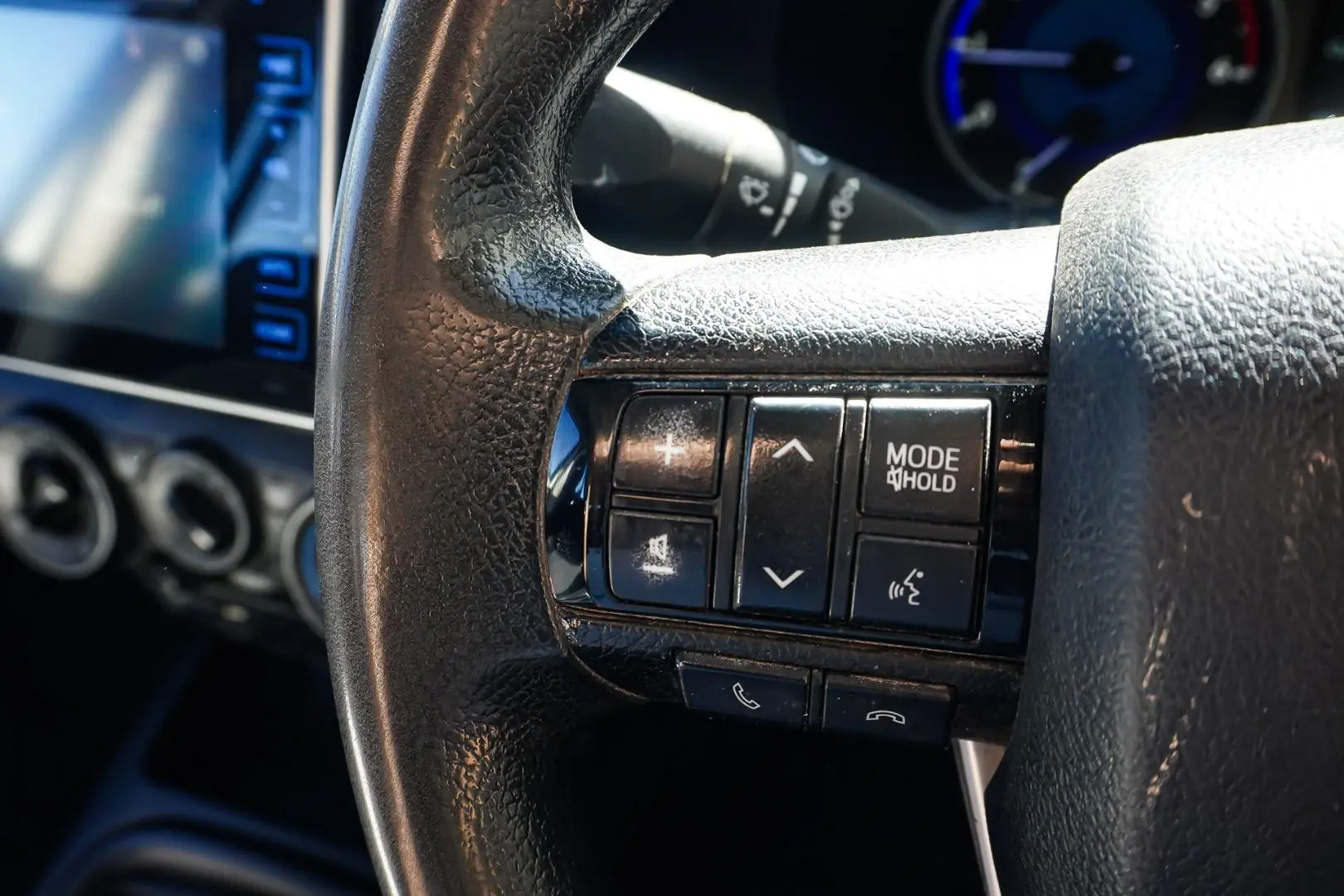 2019 Toyota Hilux Gallery Image 18