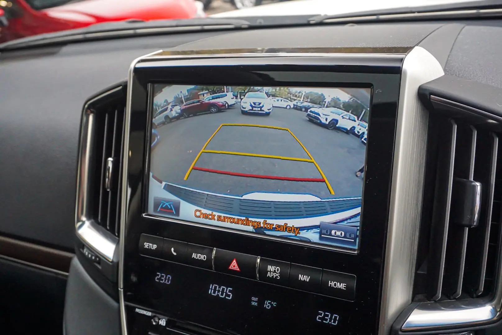 2018 Toyota Landcruiser Gallery Image 21