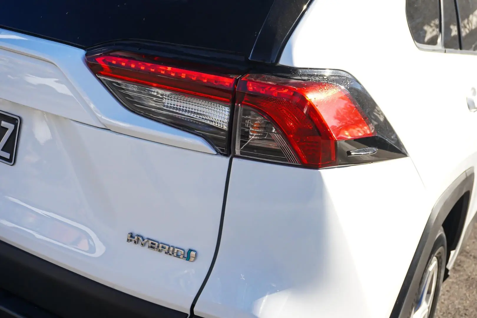 2020 Toyota RAV4 Gallery Image 13