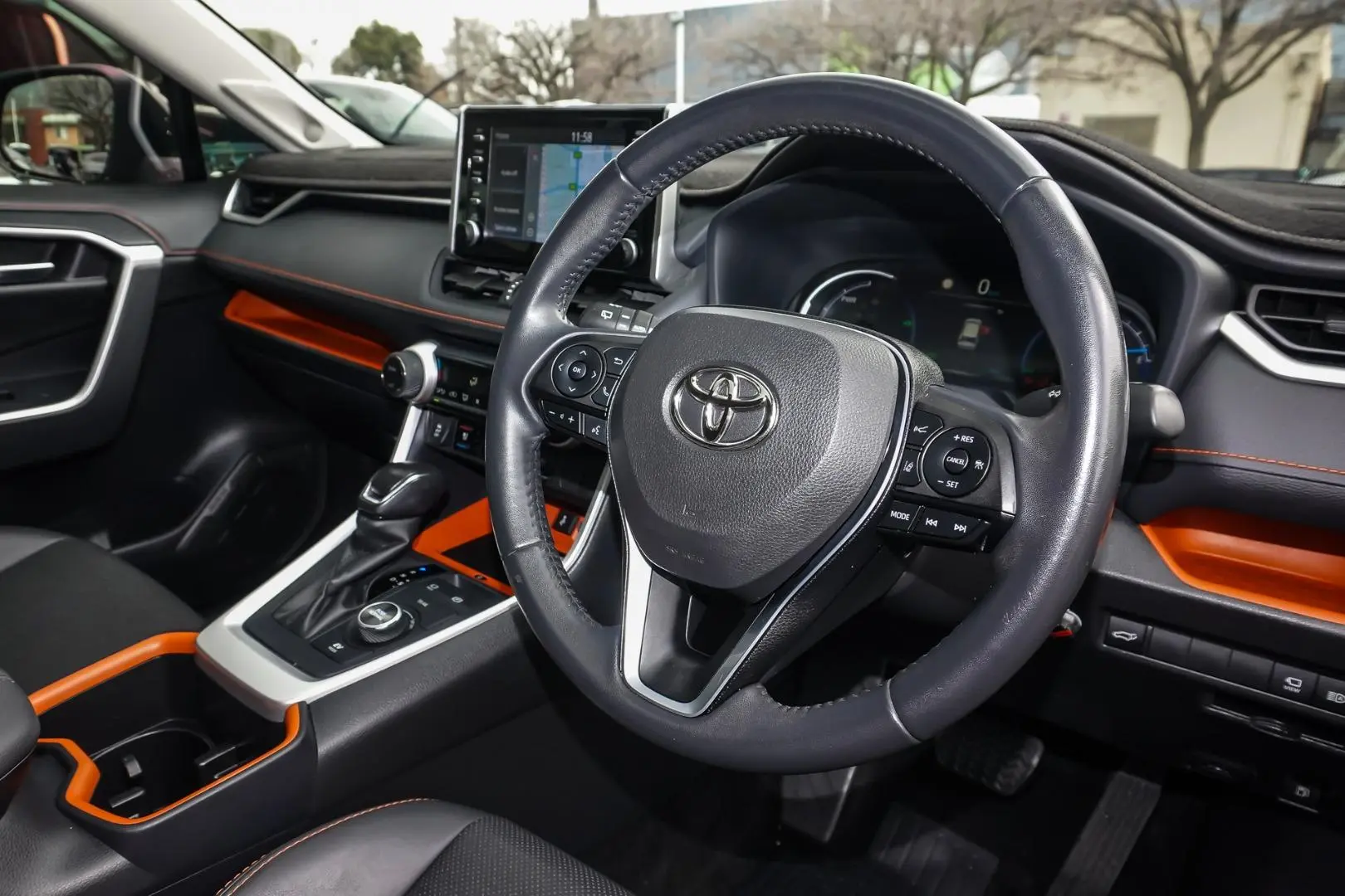 2022 Toyota RAV4 Gallery Image 7