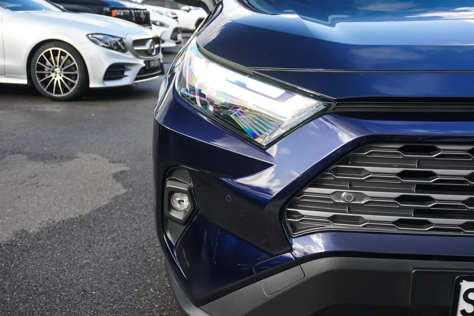 2024 Toyota RAV4 Gallery Image 13