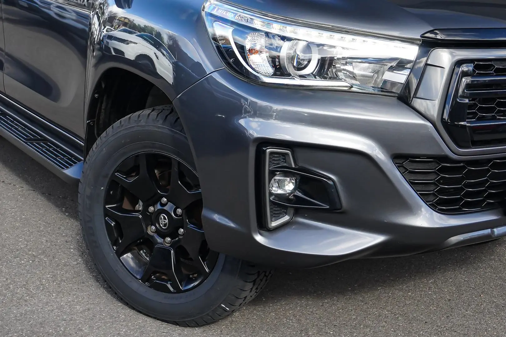 2018 Toyota Hilux Gallery Image 10