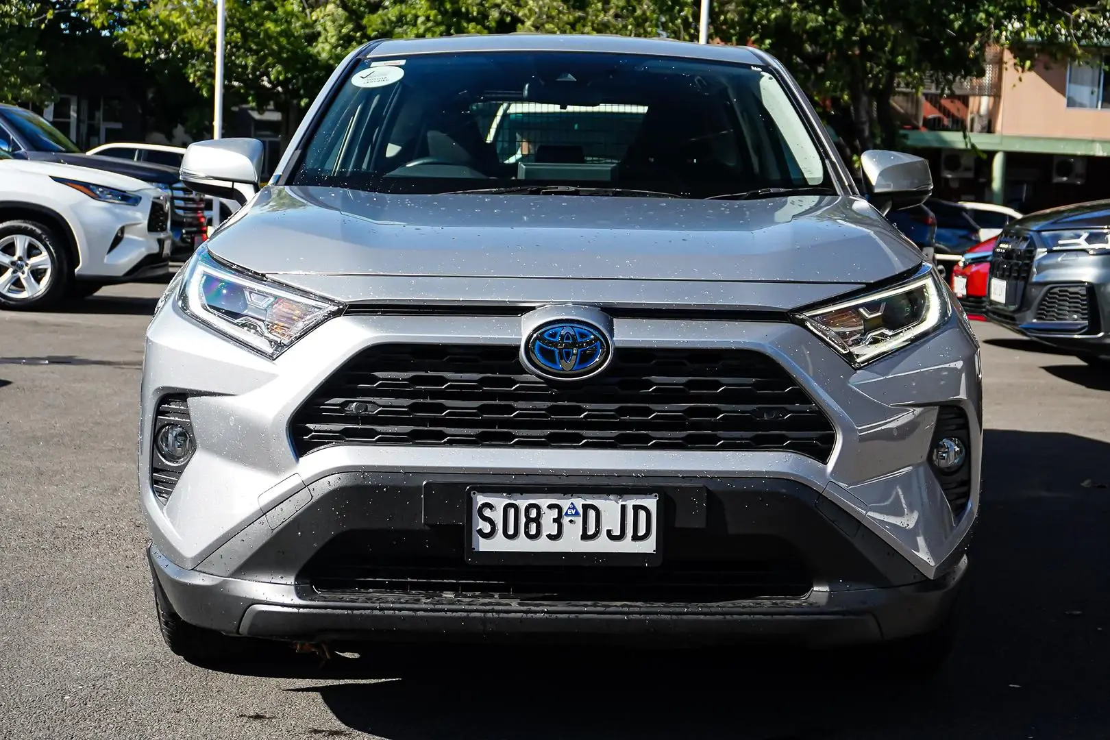 2021 Toyota RAV4 Gallery Image 4