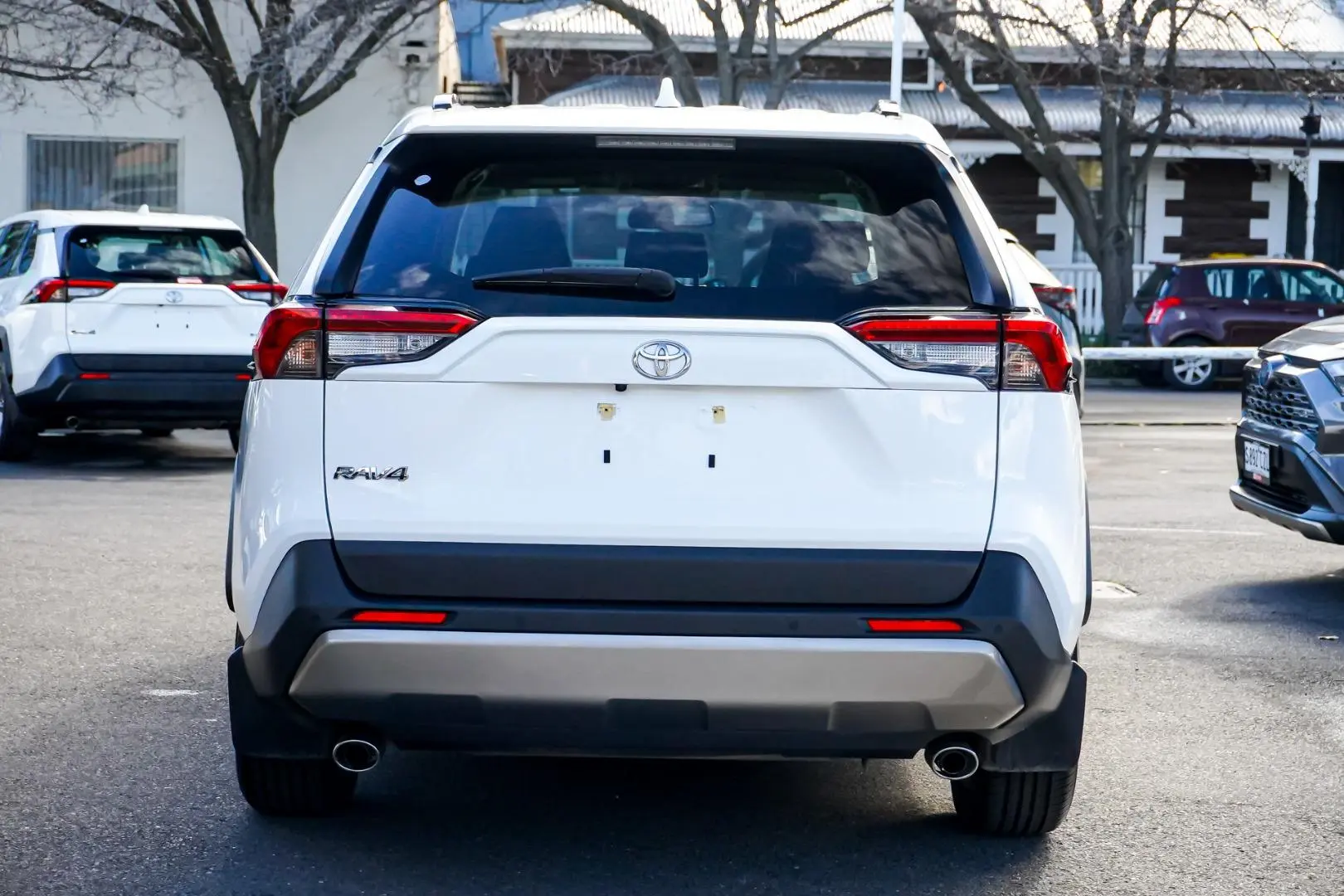 2024 Toyota RAV4 Gallery Image 5