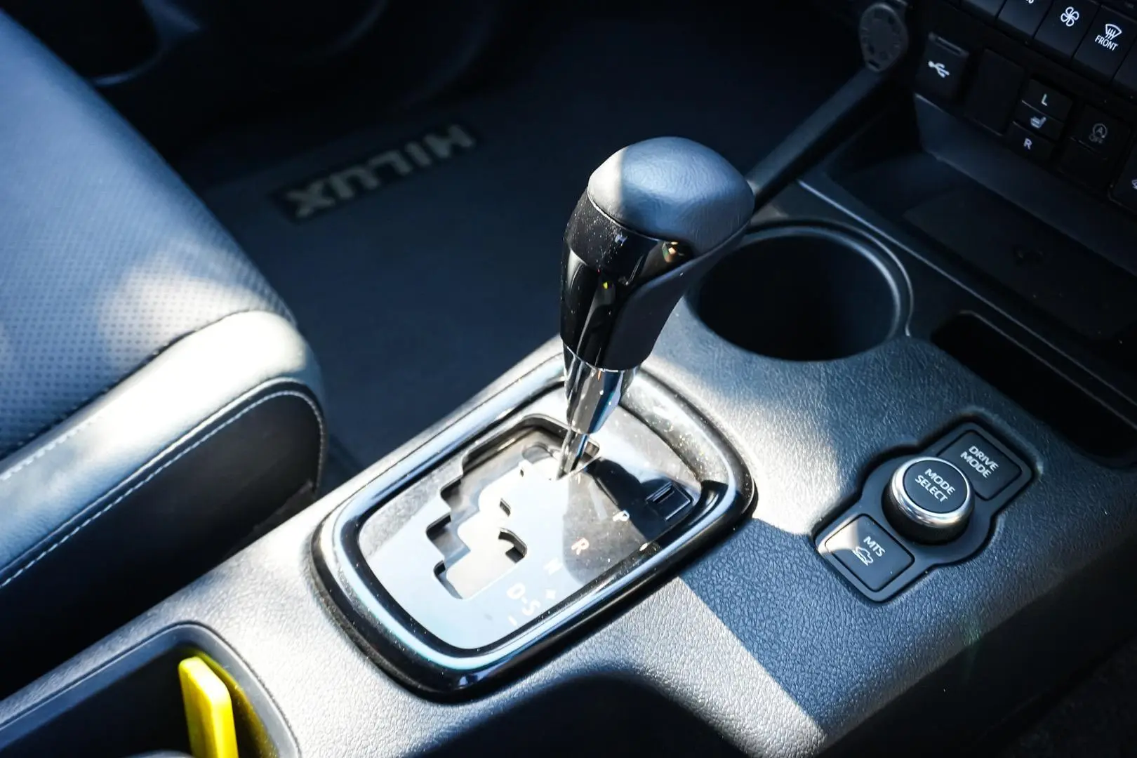 2024 Toyota Hilux Gallery Image 19