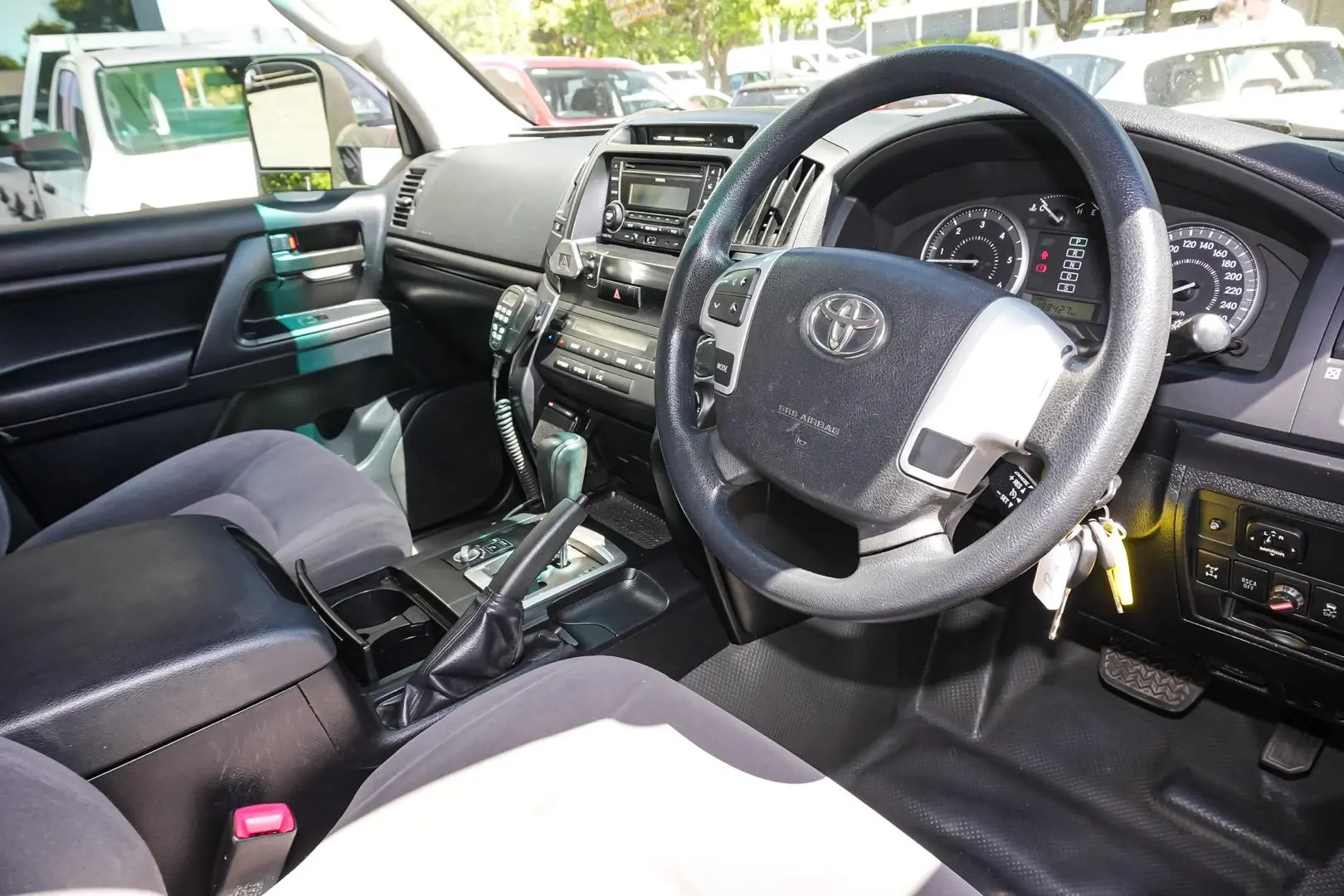 2012 Toyota Landcruiser Gallery Image 9