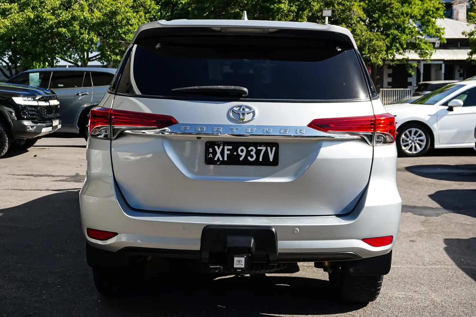 2016 Toyota Fortuner Gallery Image 5