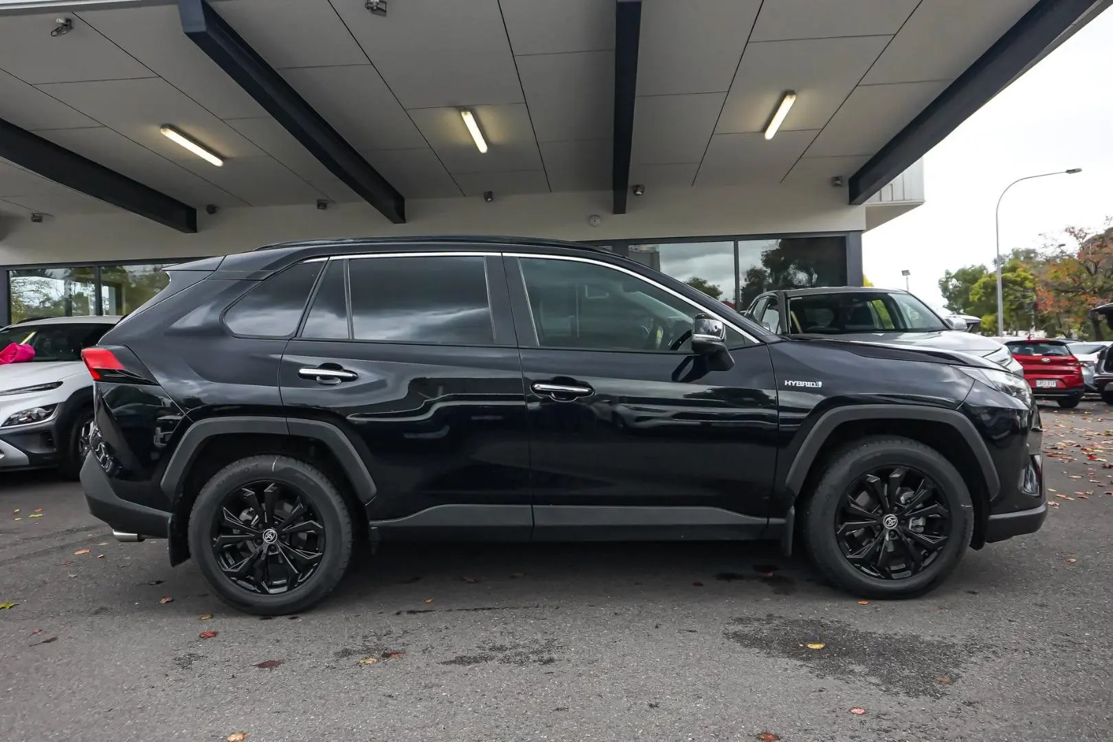 2024 Toyota RAV4 Gallery Image 4