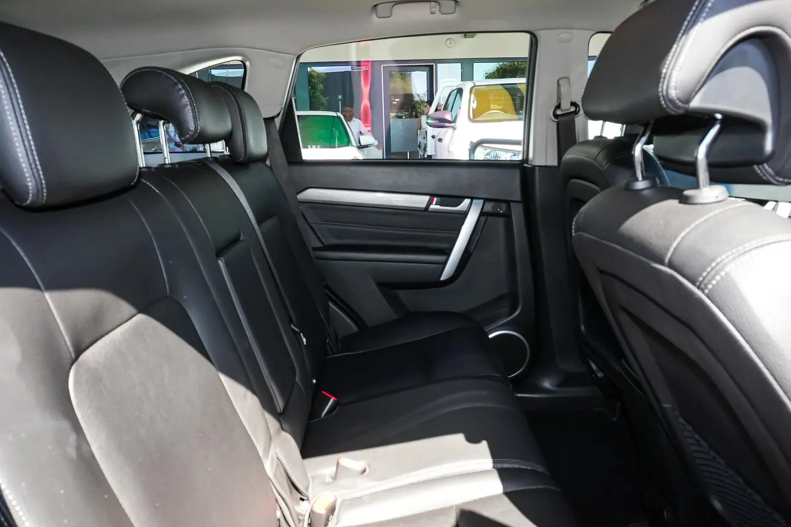 2016 Holden Captiva Gallery Image 15