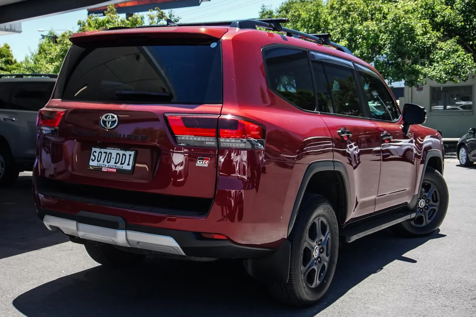 2021 Toyota Landcruiser Gallery Image 2