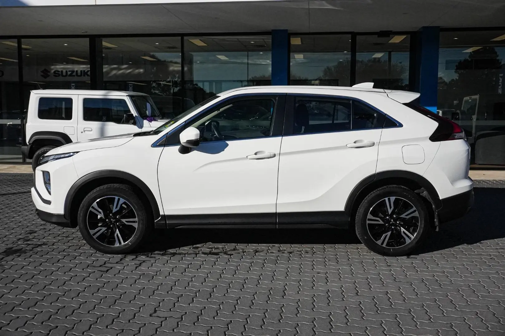 2022 Mitsubishi Eclipse Cross Gallery Image 4
