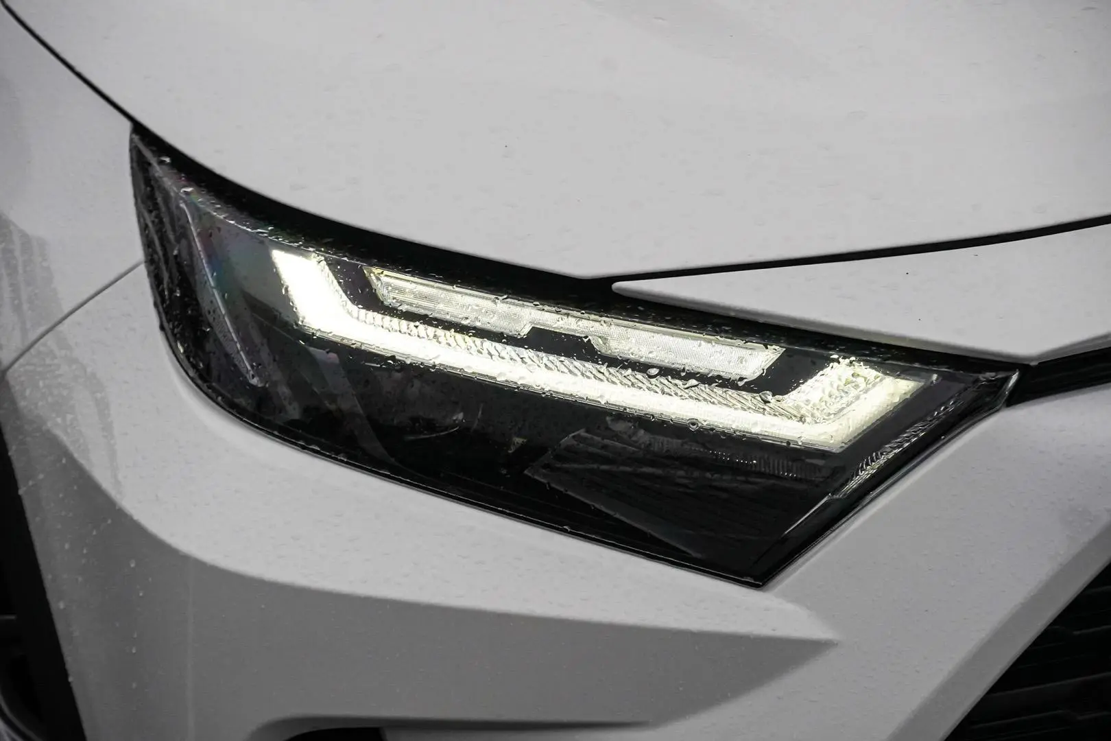 2024 Toyota RAV4 Gallery Image 12