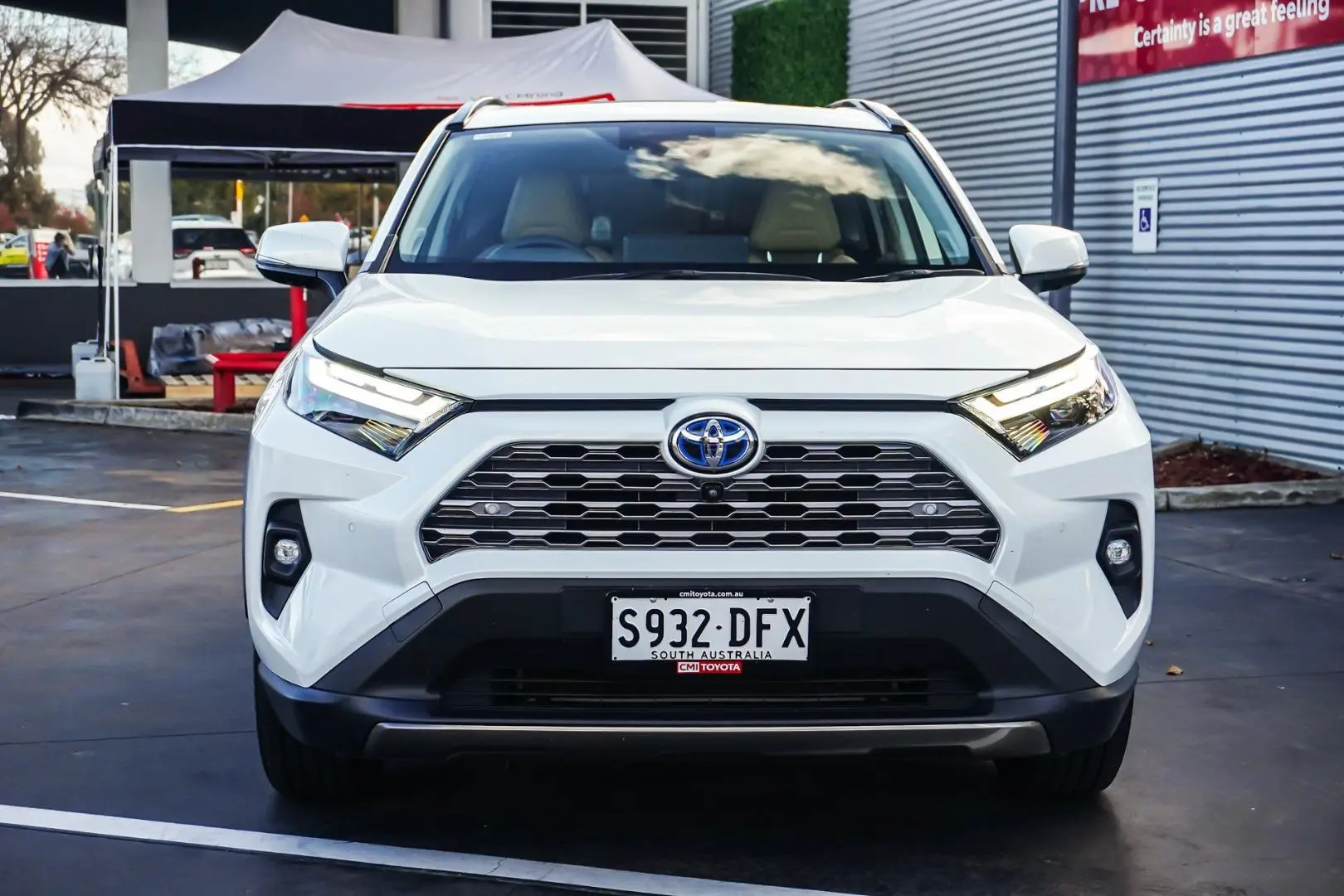 2023 Toyota RAV4 Gallery Image 4