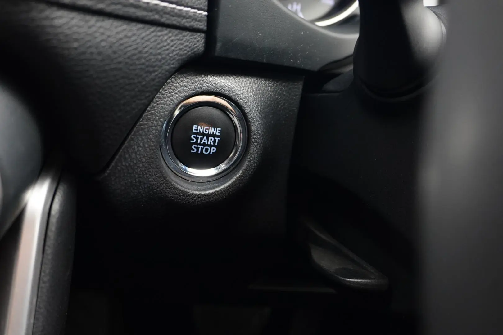 2020 Toyota RAV4 Gallery Image 23