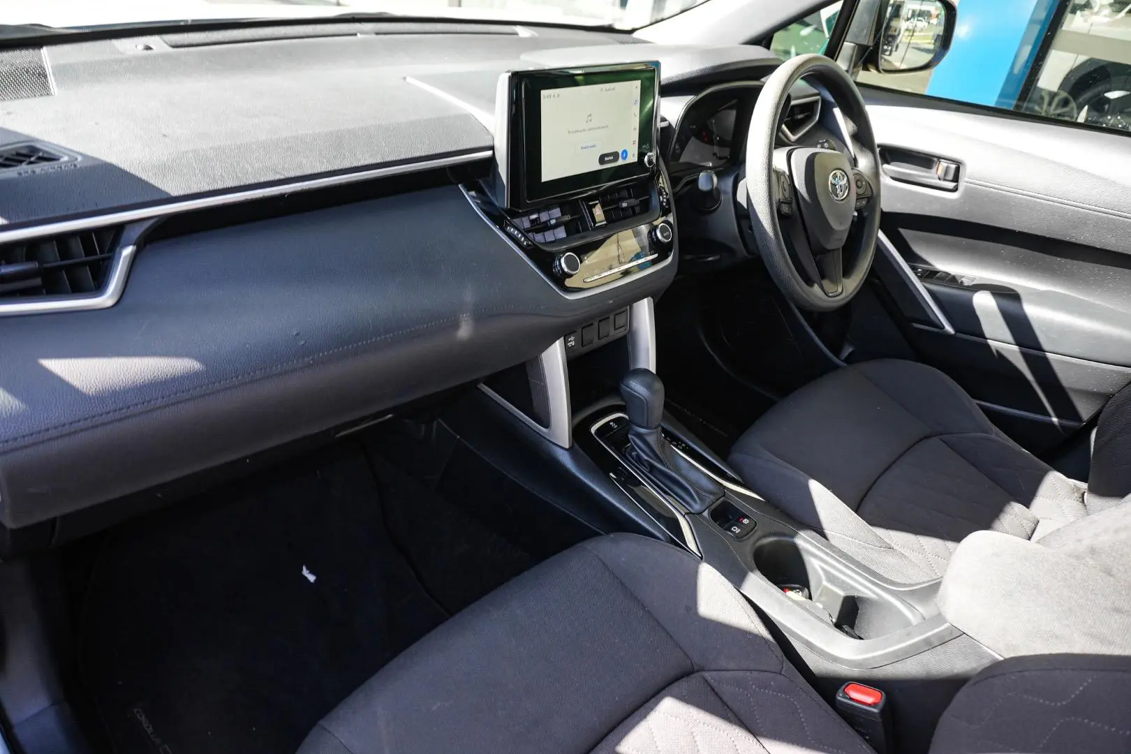 2023 Toyota Corolla Cross Gallery Image 10