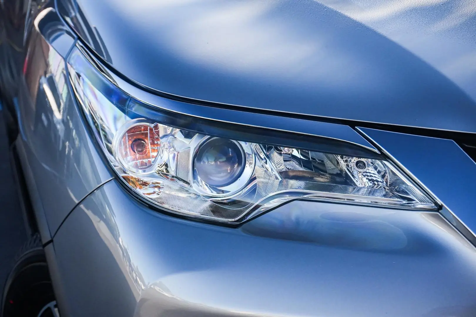 2020 Toyota Fortuner Gallery Image 12