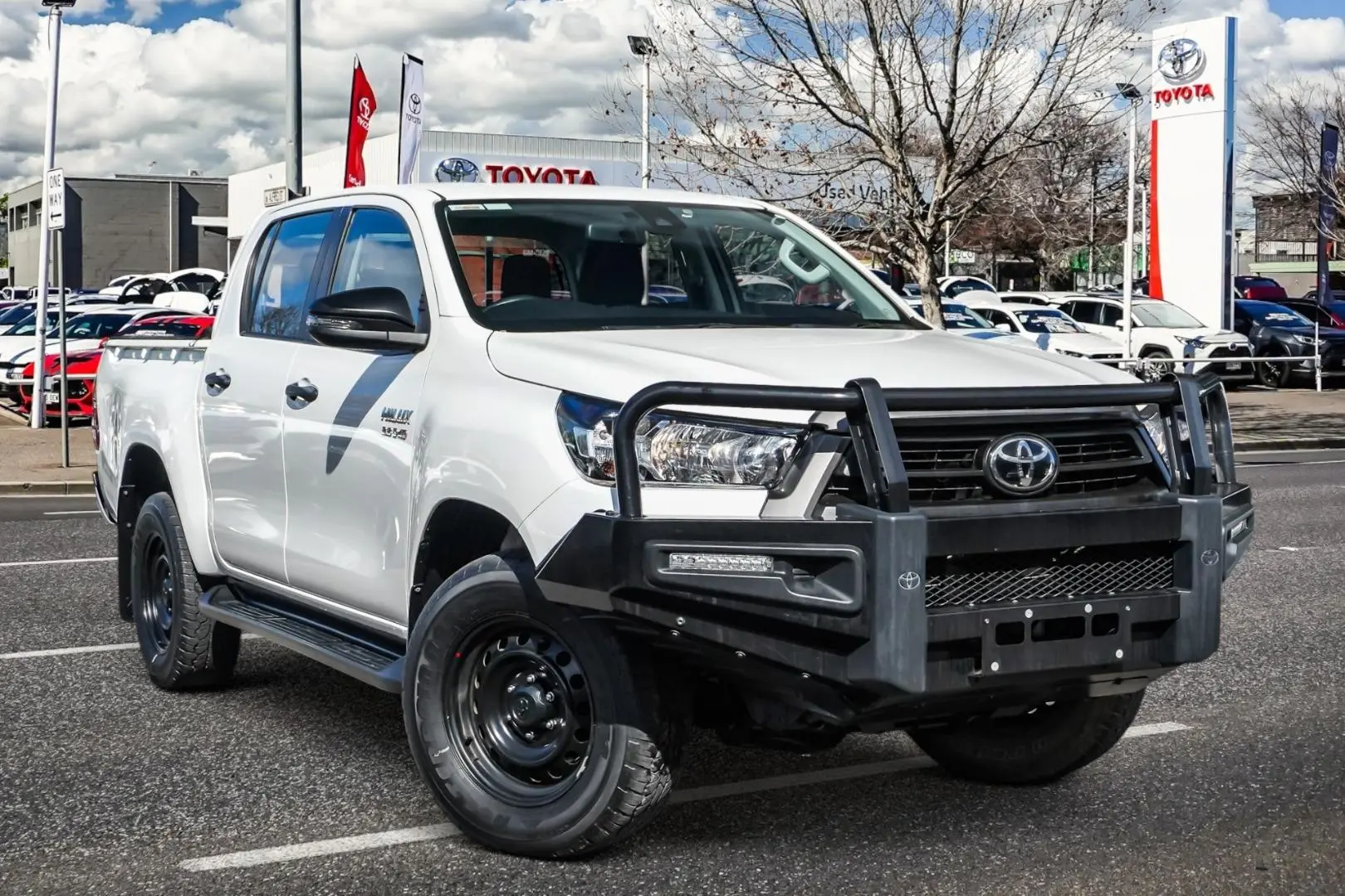 2022 Toyota Hilux Image