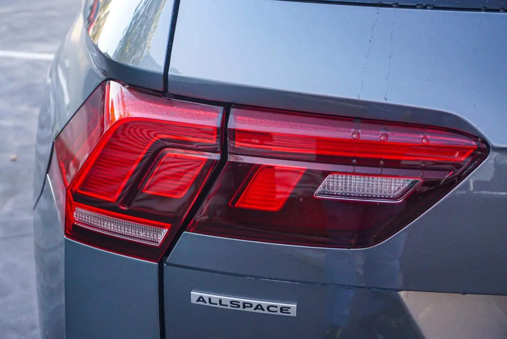 2022 Volkswagen Tiguan Gallery Image 13