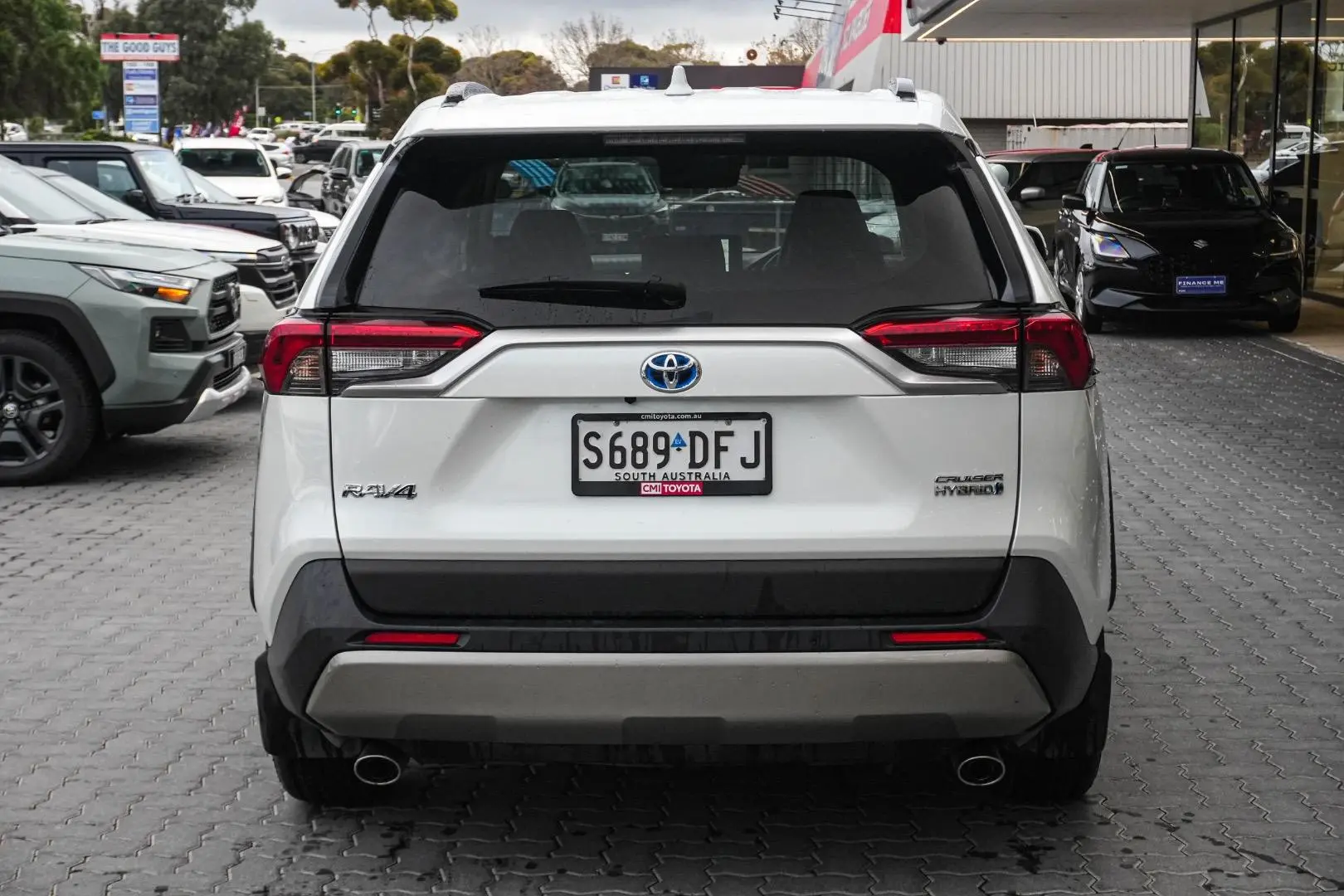 2024 Toyota RAV4 Gallery Image 6