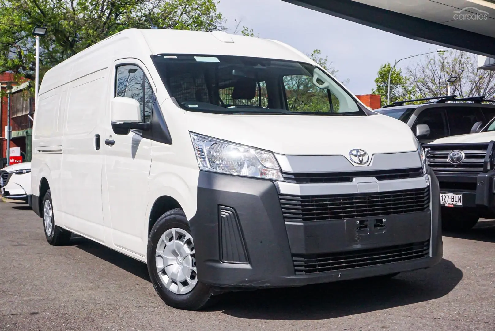 2021 Toyota Hiace Image 2