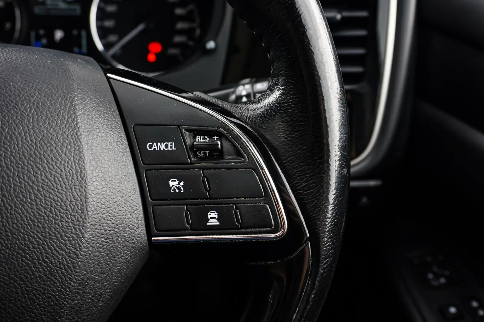 2017 Mitsubishi Outlander Gallery Image 20