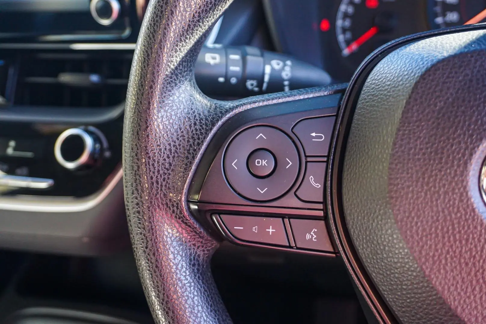 2021 Toyota Corolla Gallery Image 18