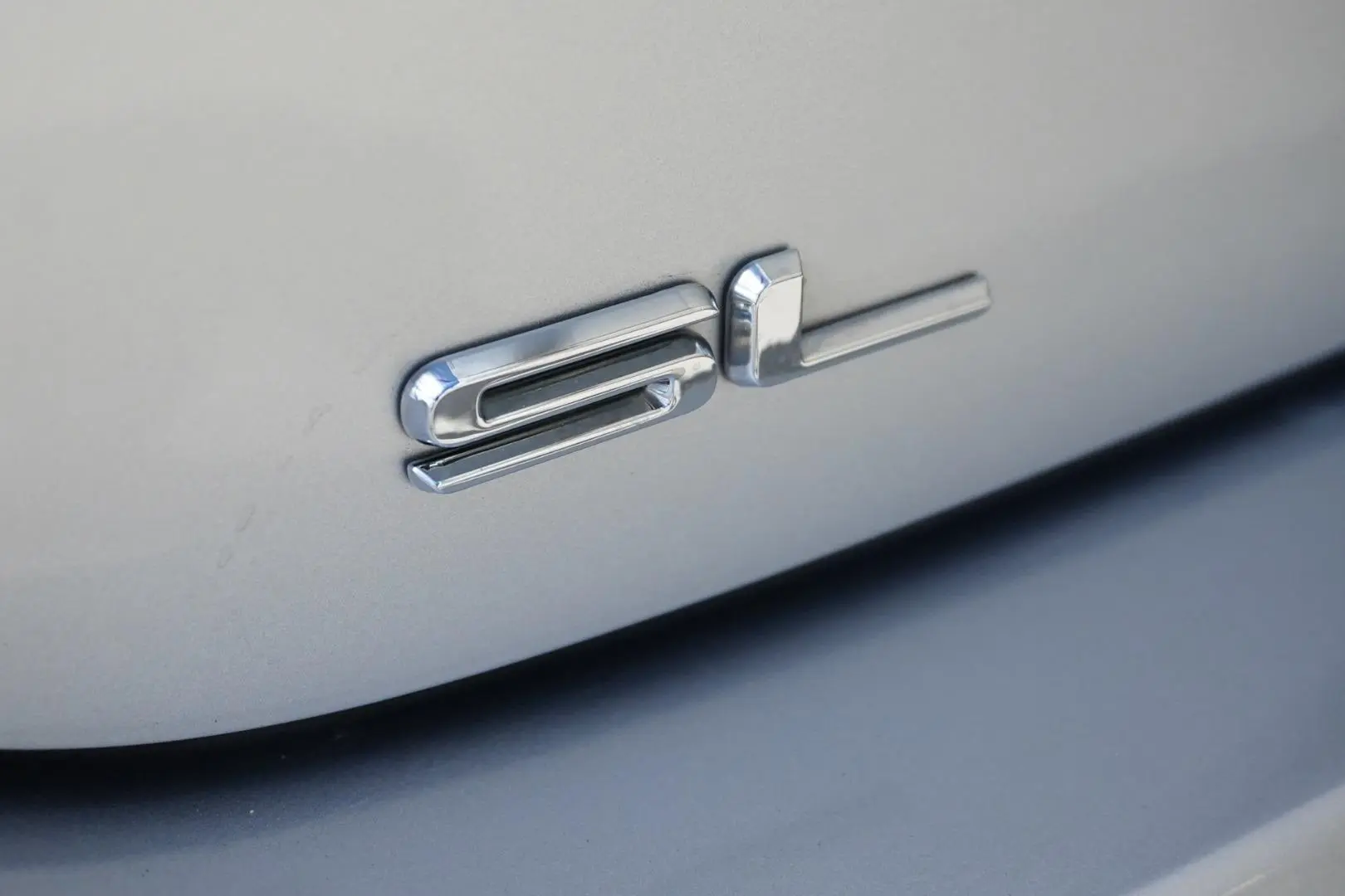 2019 Toyota Camry Gallery Image 18